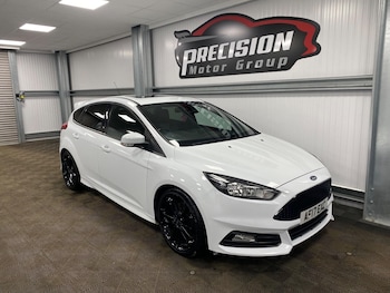 Used Ford Focus 2017 for sale - 76935910: Photo