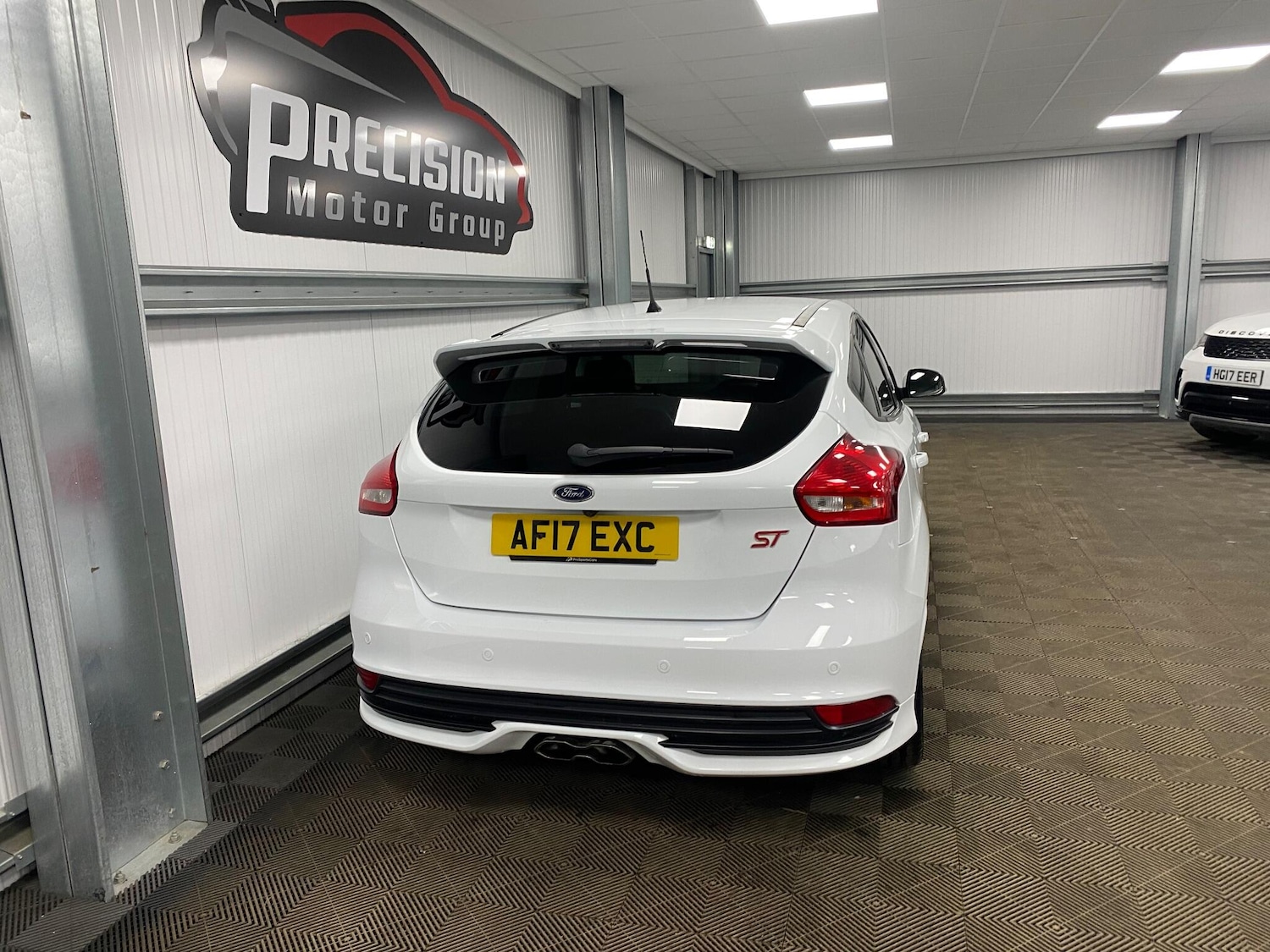 Used Ford Focus 2017 for sale - 76935910: Photo 24