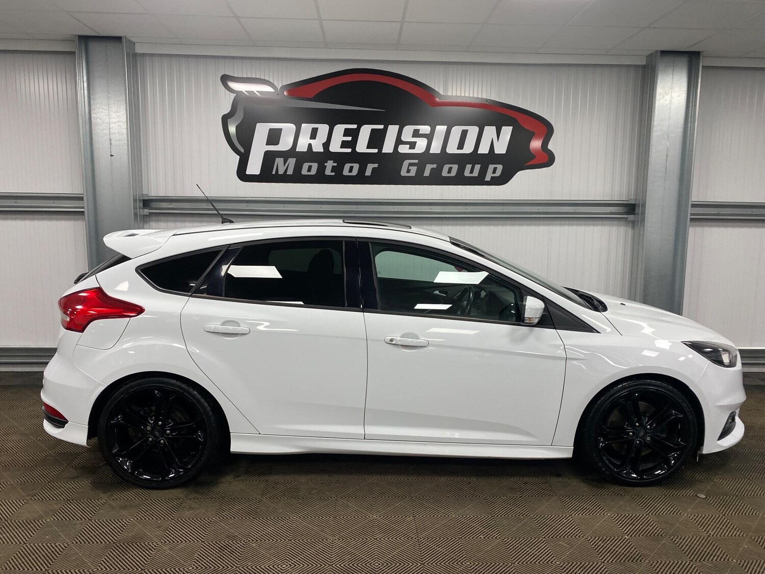 Used Ford Focus 2017 for sale - 76935910: Photo 27