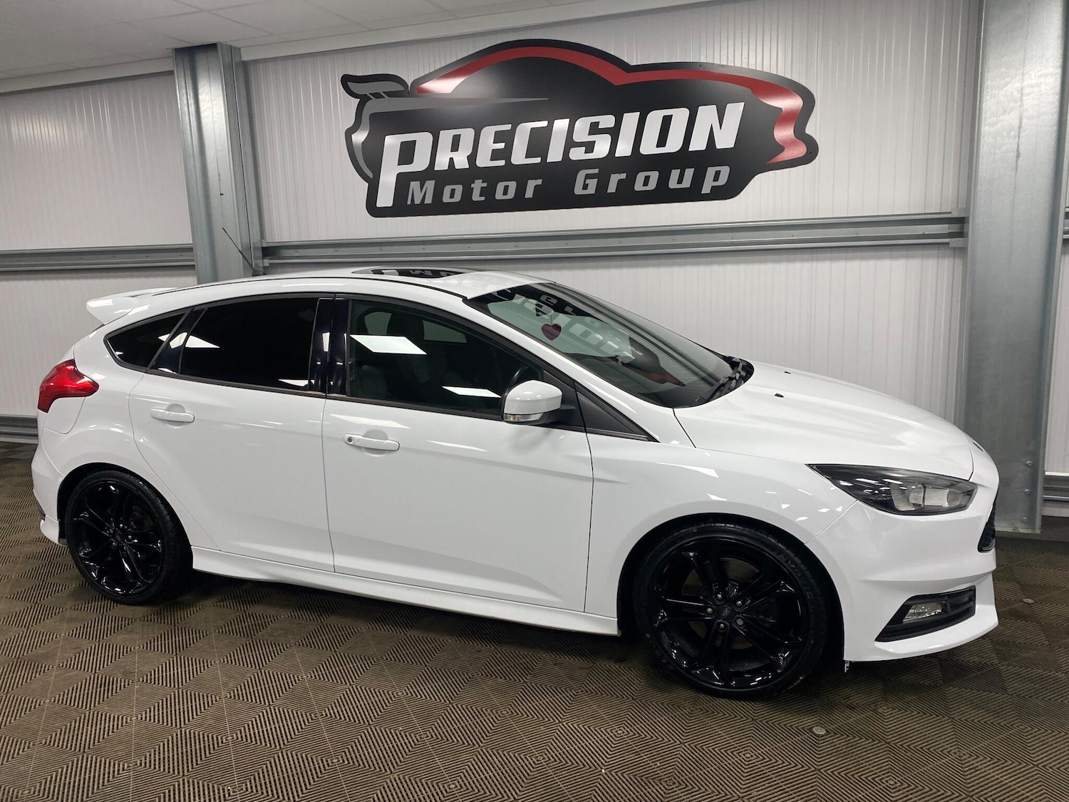 Used Ford Focus 2017 for sale - 76935910: Photo 28