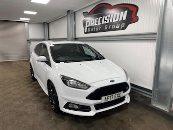 Used Ford Focus 2017 for sale - 76935910: Photo