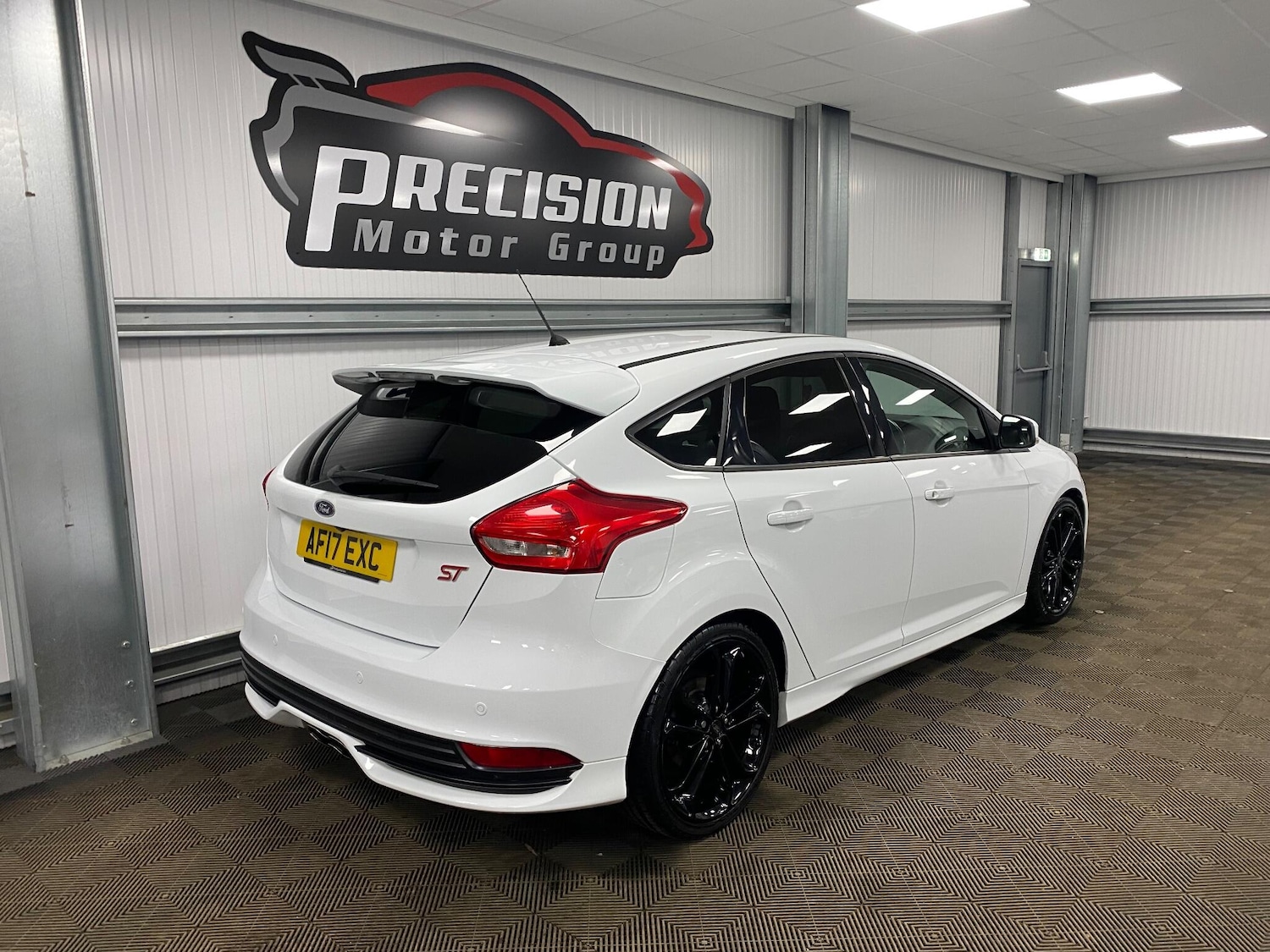 Used Ford Focus 2017 for sale - 76935910: Photo 30