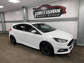 Used Ford Focus 2017 for sale - 76935910: Photo