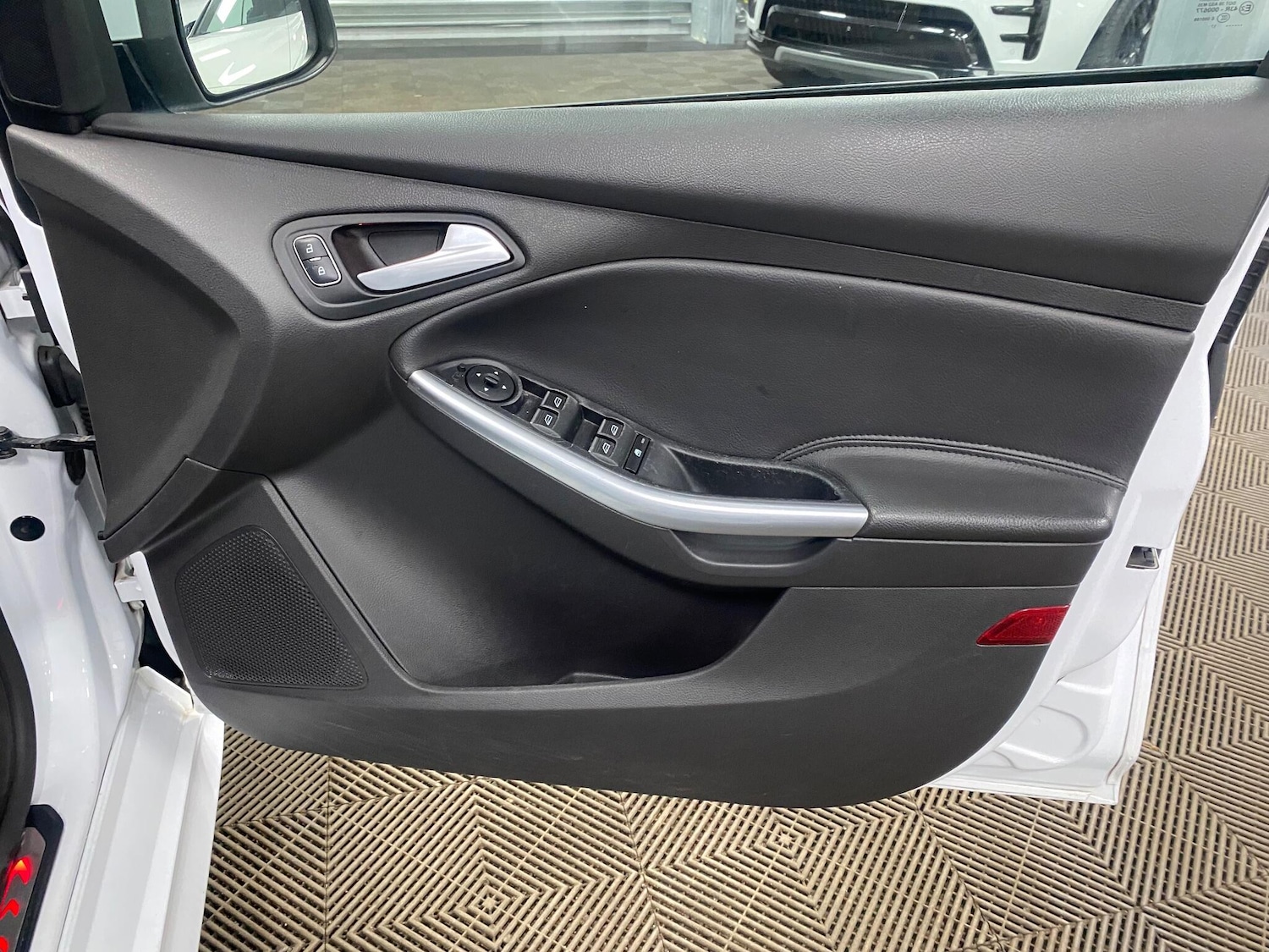 Used Ford Focus 2017 for sale - 76935910: Photo 48