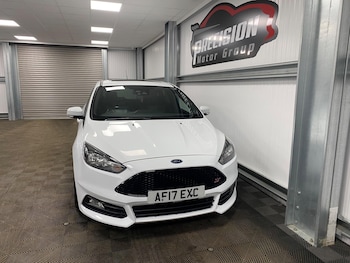 Used Ford Focus 2017 for sale - 76935910: Photo
