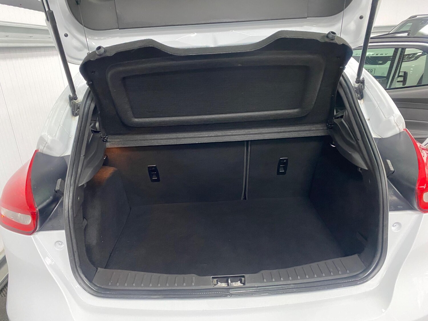 Used Ford Focus 2017 for sale - 76935910: Photo 50