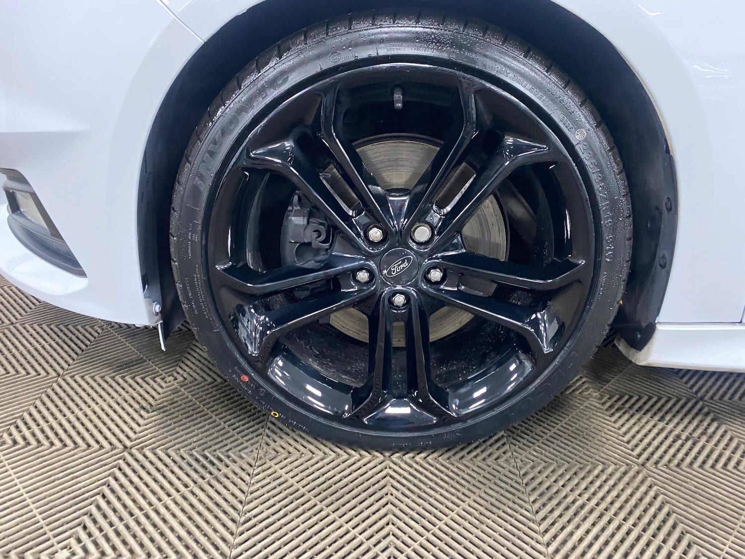 Used Ford Focus 2017 for sale - 76935910: Photo 51