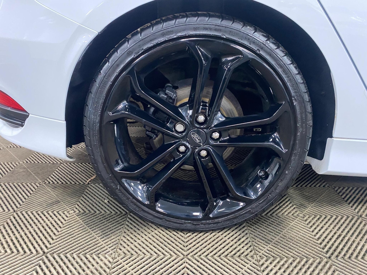 Used Ford Focus 2017 for sale - 76935910: Photo 52