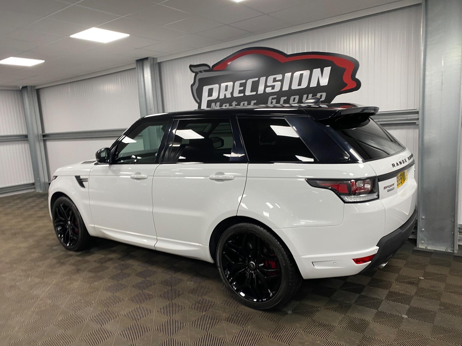 Used Land Rover Range Rover Sport 2017 for sale - 77737867: Photo 15