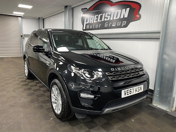 2017 (67) - 2.0 TD4 180 SE Tech 5dr Auto