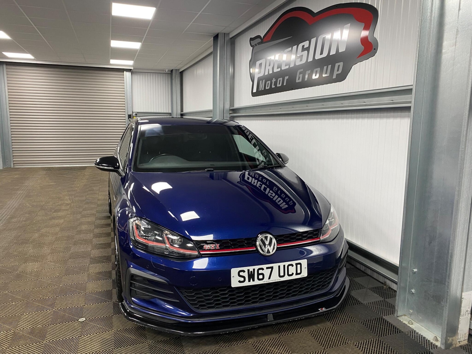 Used Volkswagen Golf 2017 for sale - 77291731: Photo 3