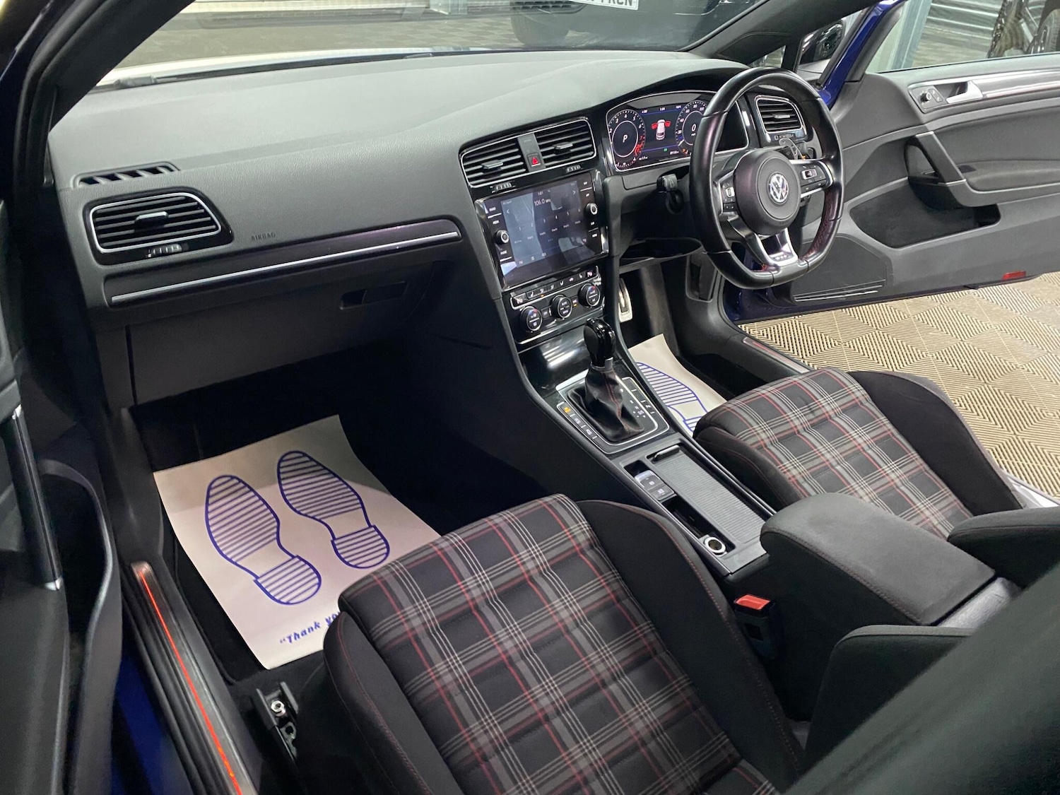 Used Volkswagen Golf 2017 for sale - 77291731: Photo 30