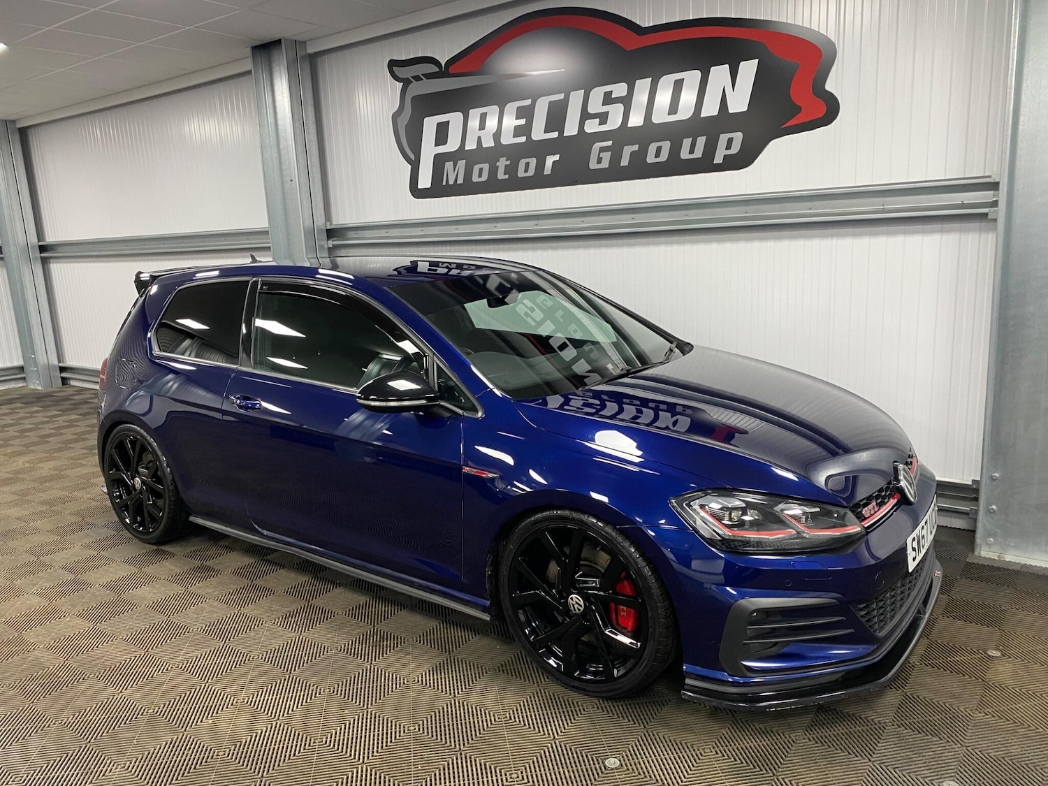 Used Volkswagen Golf 2017 for sale - 77291731: Photo 4