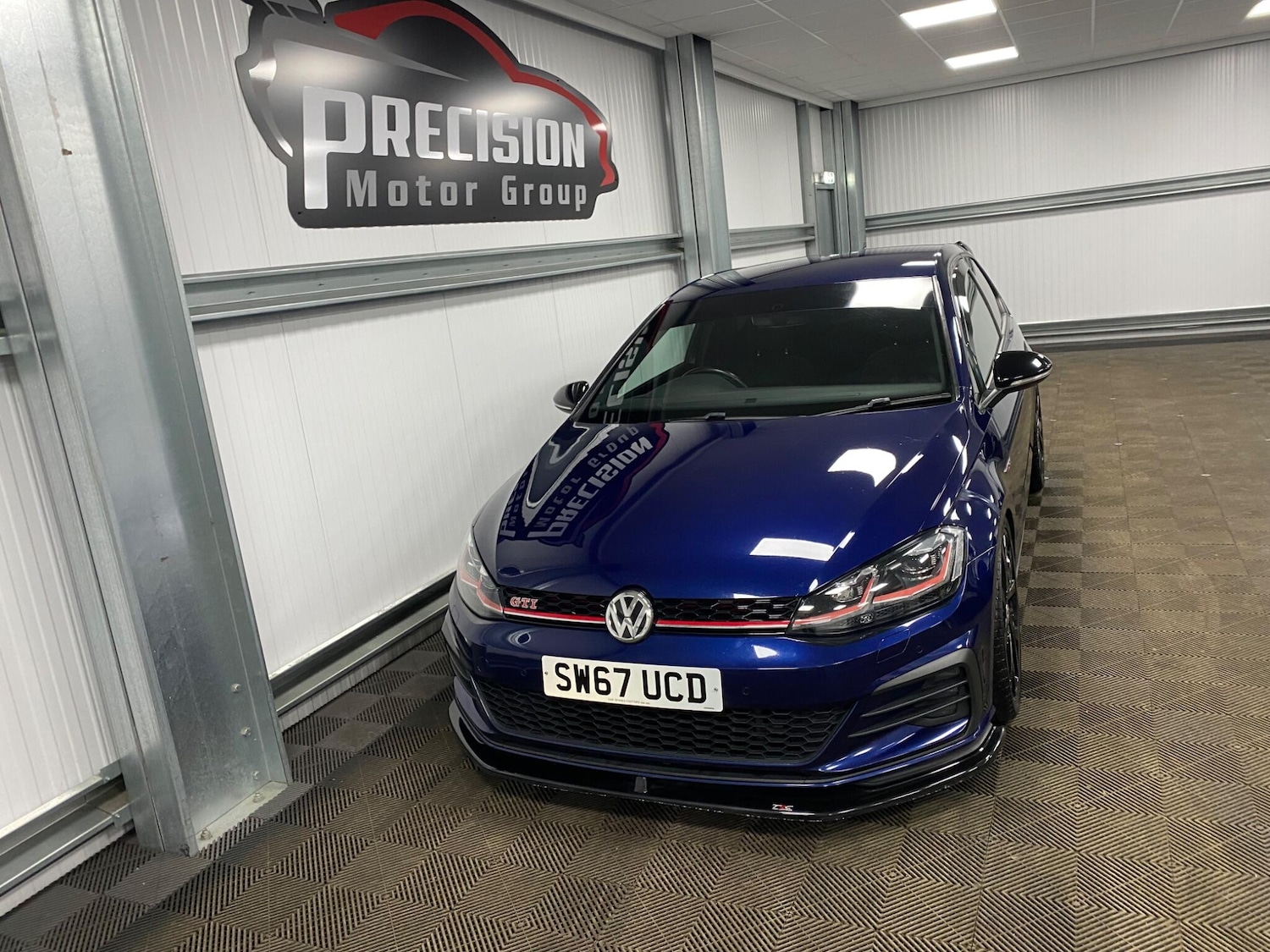 Used Volkswagen Golf 2017 for sale - 77291731: Photo 5