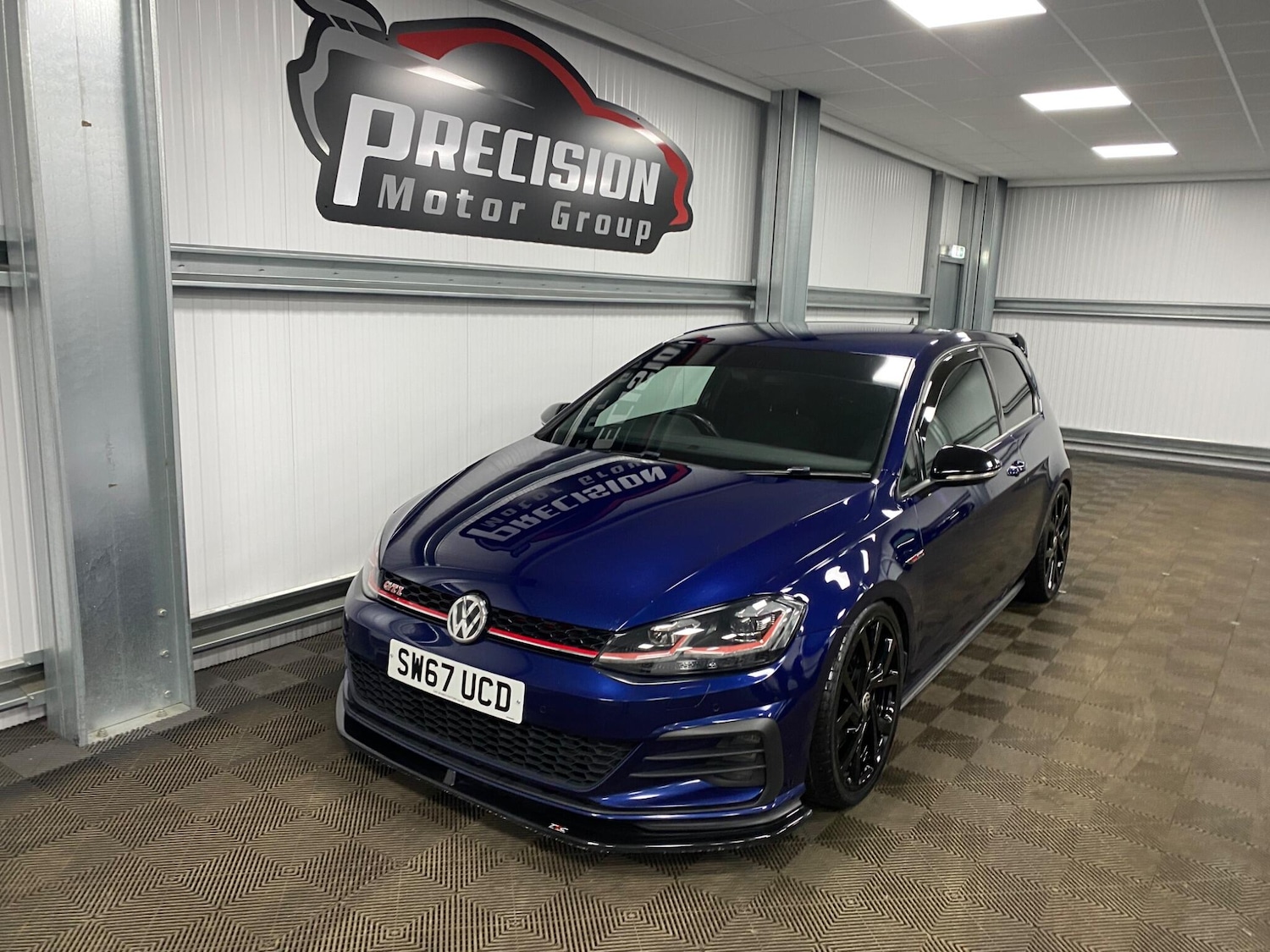 Used Volkswagen Golf 2017 for sale - 77291731: Photo 9