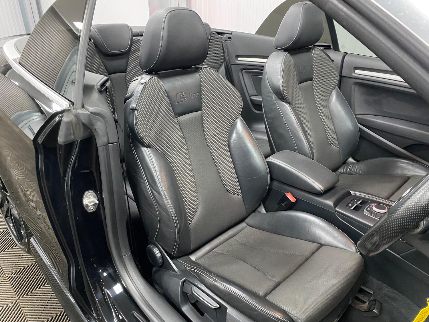 Used Audi A3 Cabriolet 2014 for sale - 76123000: Photo 41