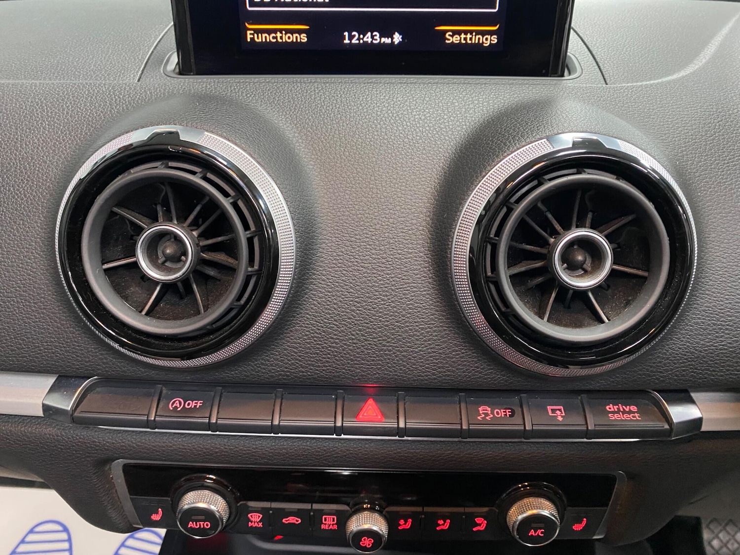 Used Audi A3 Cabriolet 2014 for sale - 76123000: Photo 45