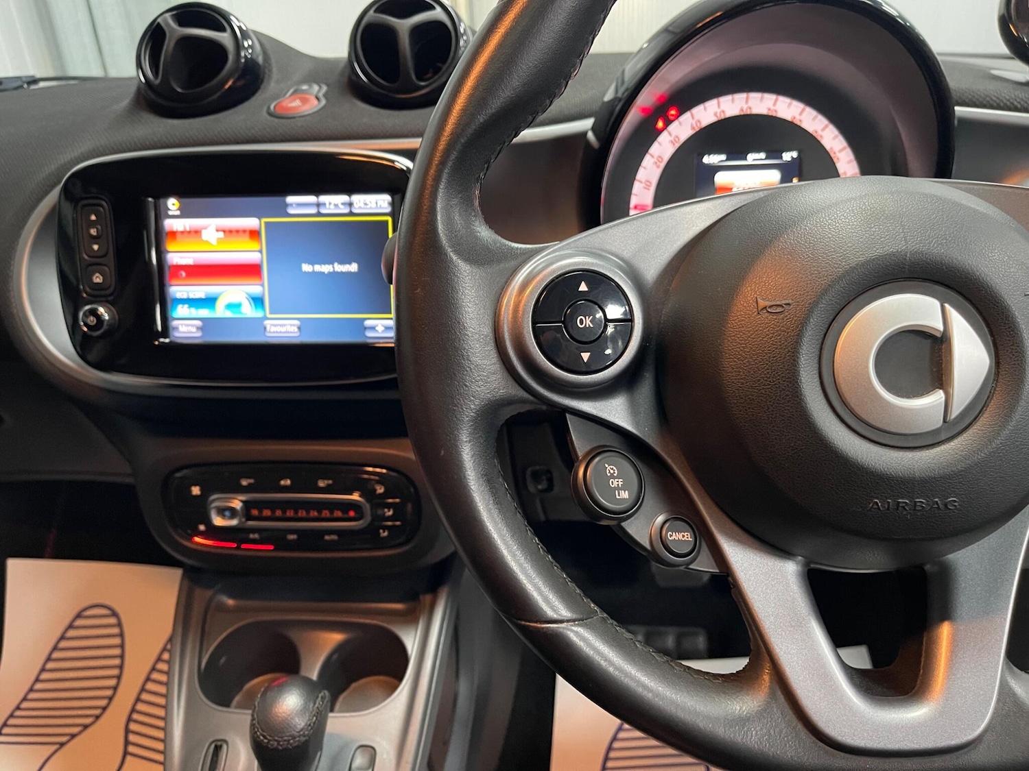 Used smart forfour 2018 for sale - 77940000: Photo 44