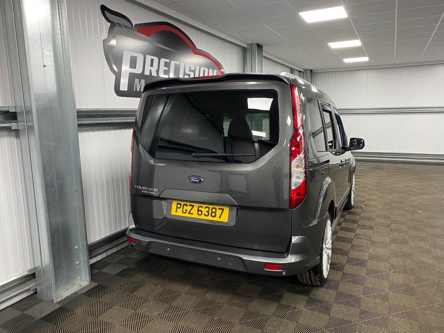 Used Ford Tourneo Connect 2020 for sale - 76360131: Photo 25