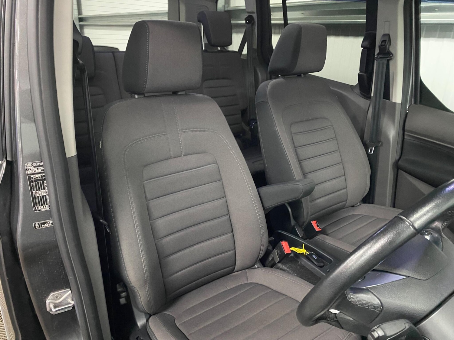 Used Ford Tourneo Connect 2020 for sale - 76360131: Photo 36