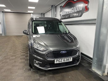 Used Ford Tourneo Connect 2020 for sale - 76360131: Photo