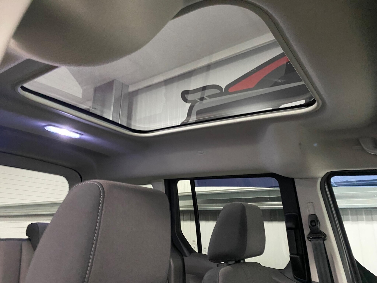 Used Ford Tourneo Connect 2020 for sale - 76360131: Photo 44