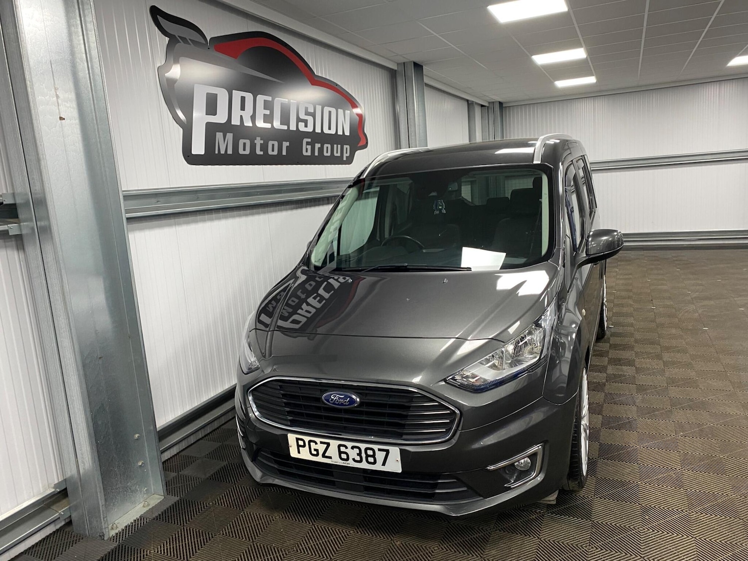 Used Ford Tourneo Connect 2020 for sale - 76360131: Photo 6