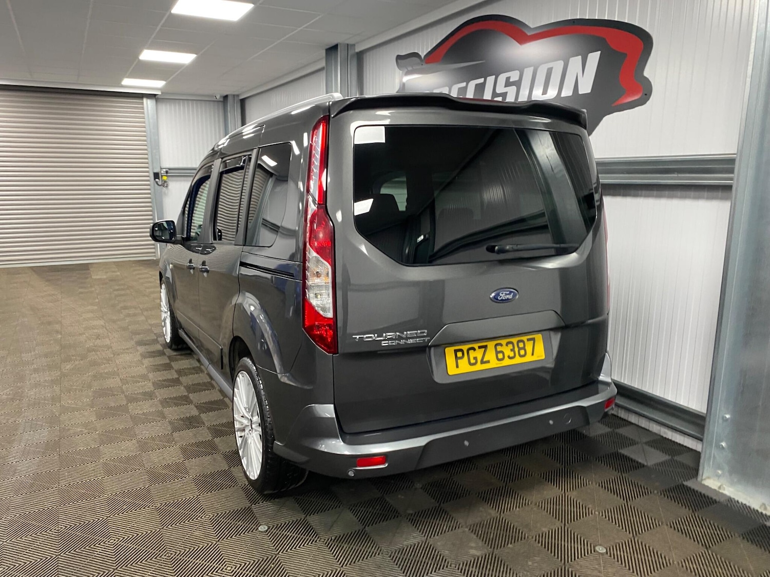 Used Ford Tourneo Connect 2020 for sale - 76360131: Photo 8
