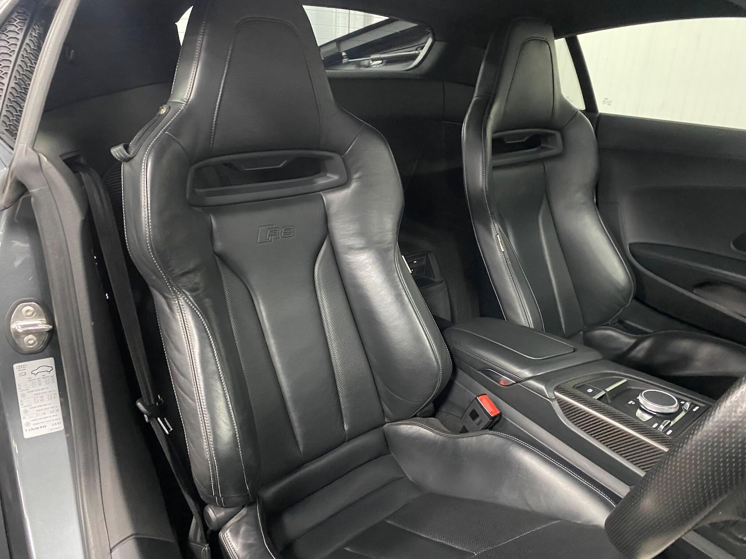 Used Audi R8 2015 for sale - 76592350: Photo 30