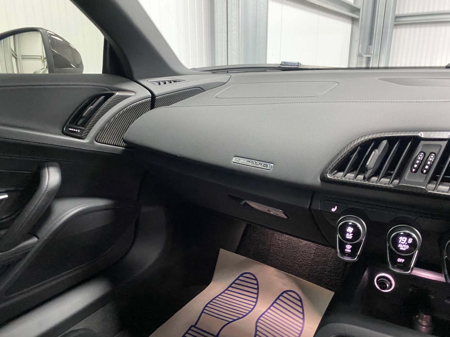 Used Audi R8 2015 for sale - 76592350: Photo 33