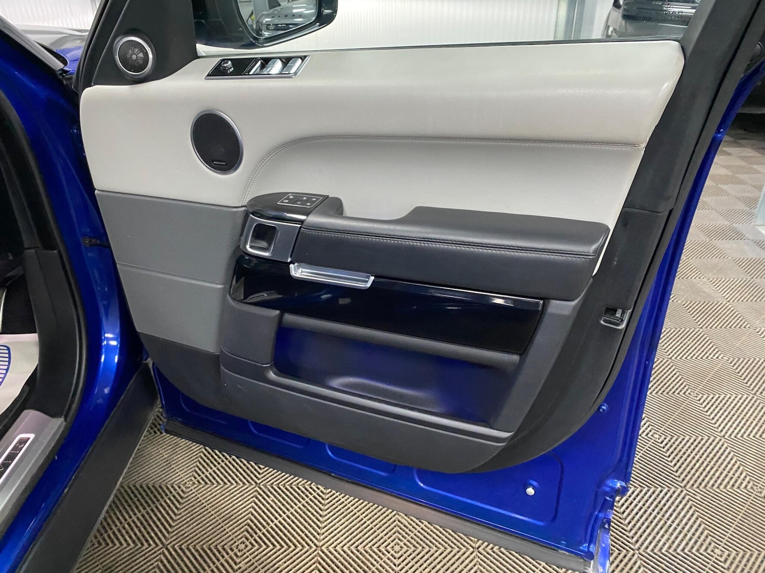 Used Land Rover Range Rover Sport 2018 for sale - 77484573: Photo 45