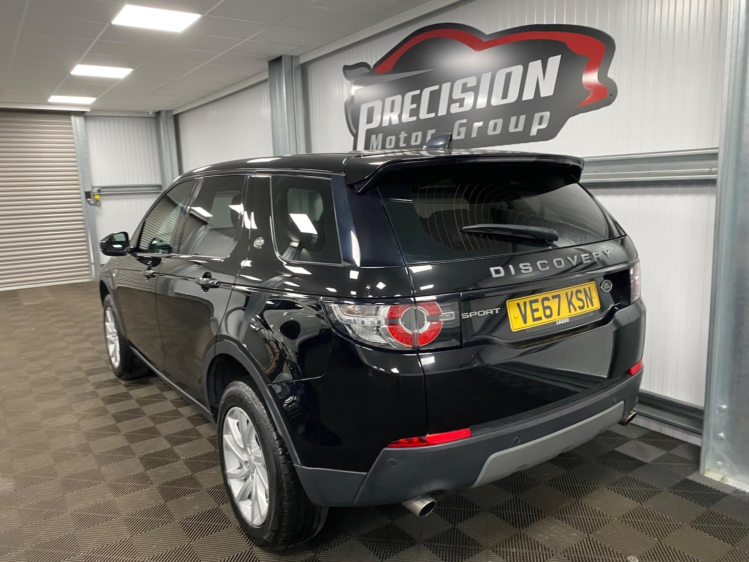 Used Land Rover Discovery Sport 2017 for sale - 76987954: Photo 15