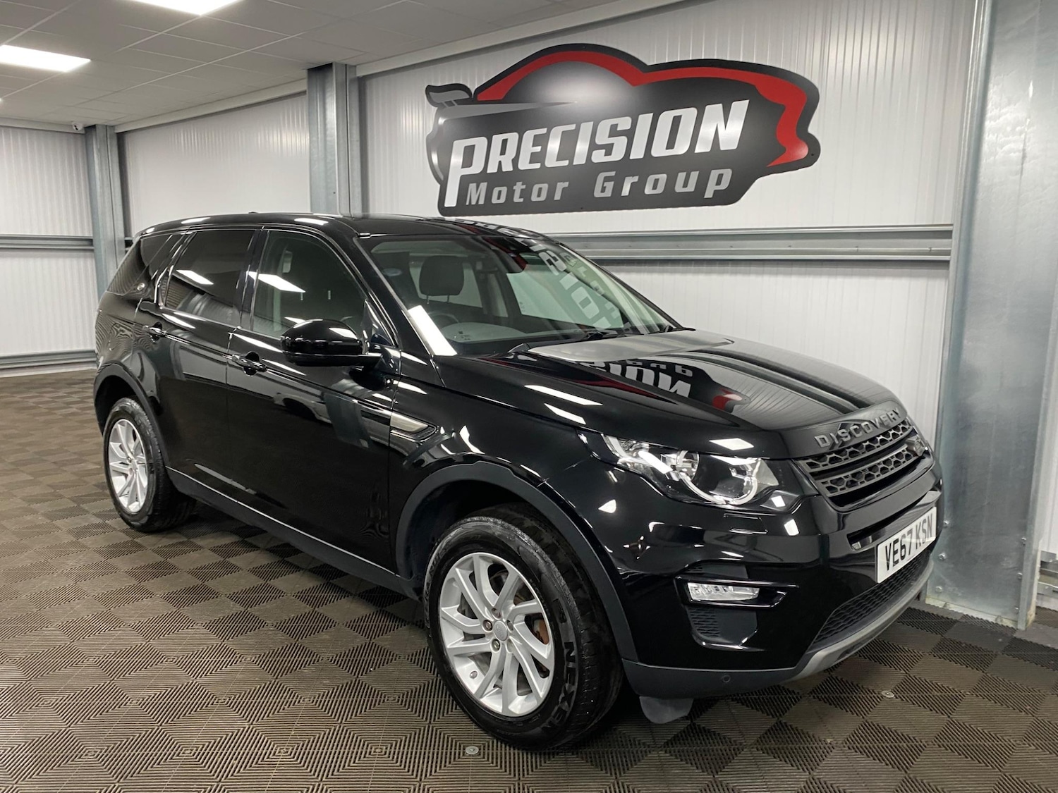 Used Land Rover Discovery Sport 2017 for sale - 76987954: Photo 3