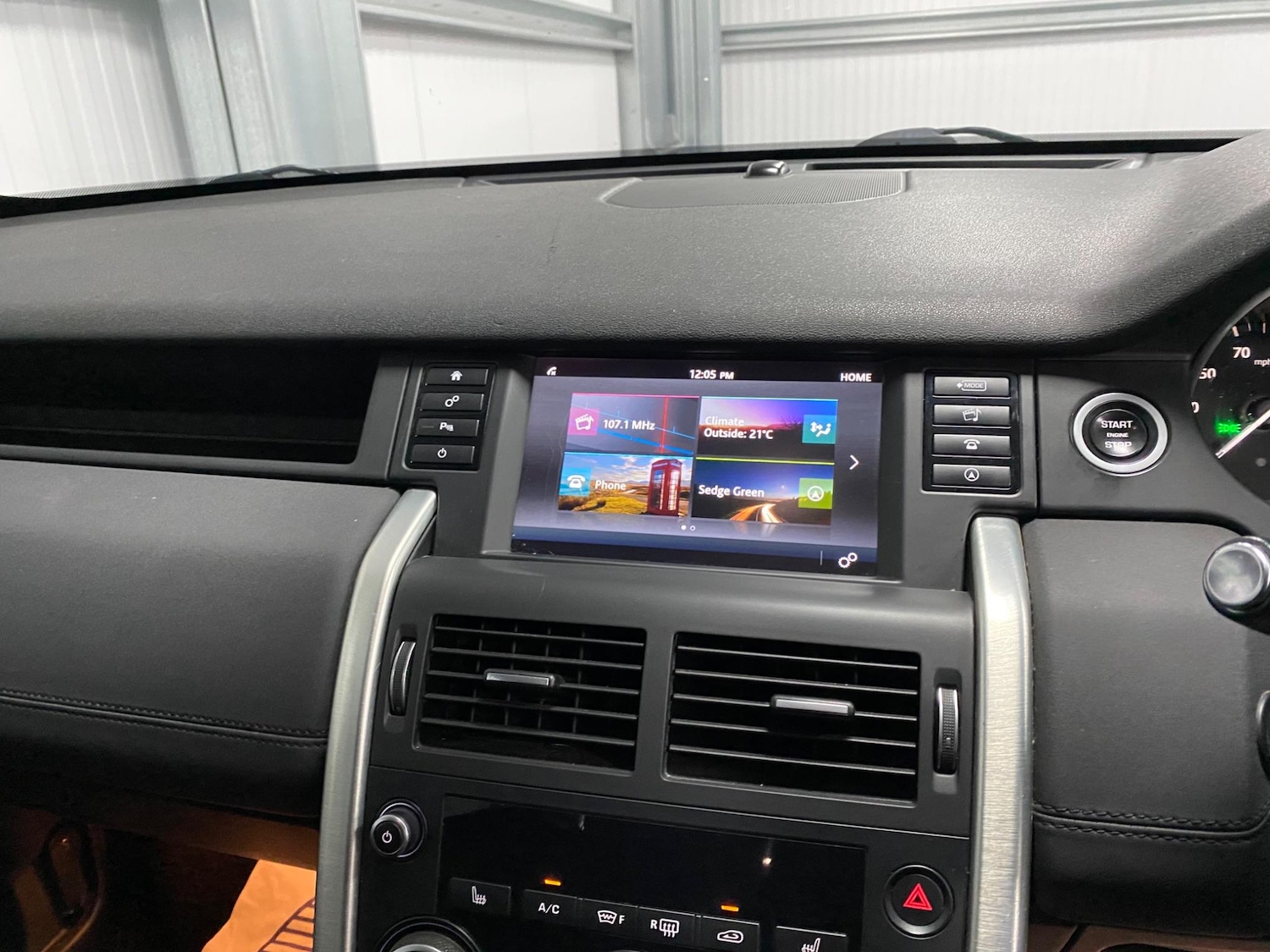 Used Land Rover Discovery Sport 2017 for sale - 76987954: Photo 48