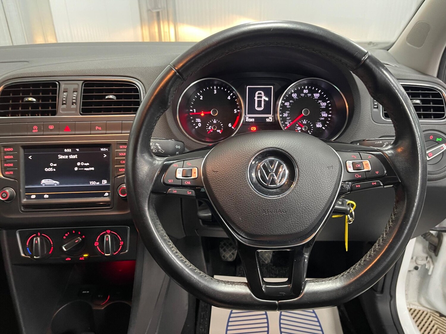 Used Volkswagen Polo 2016 for sale - 77574783: Photo 31