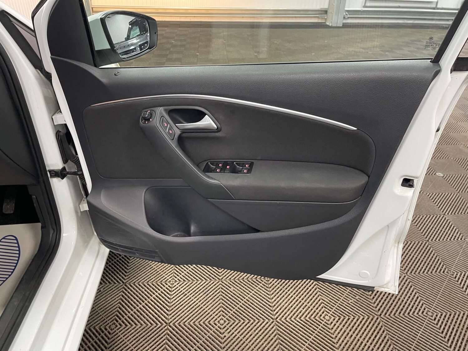 Used Volkswagen Polo 2016 for sale - 77574783: Photo 43