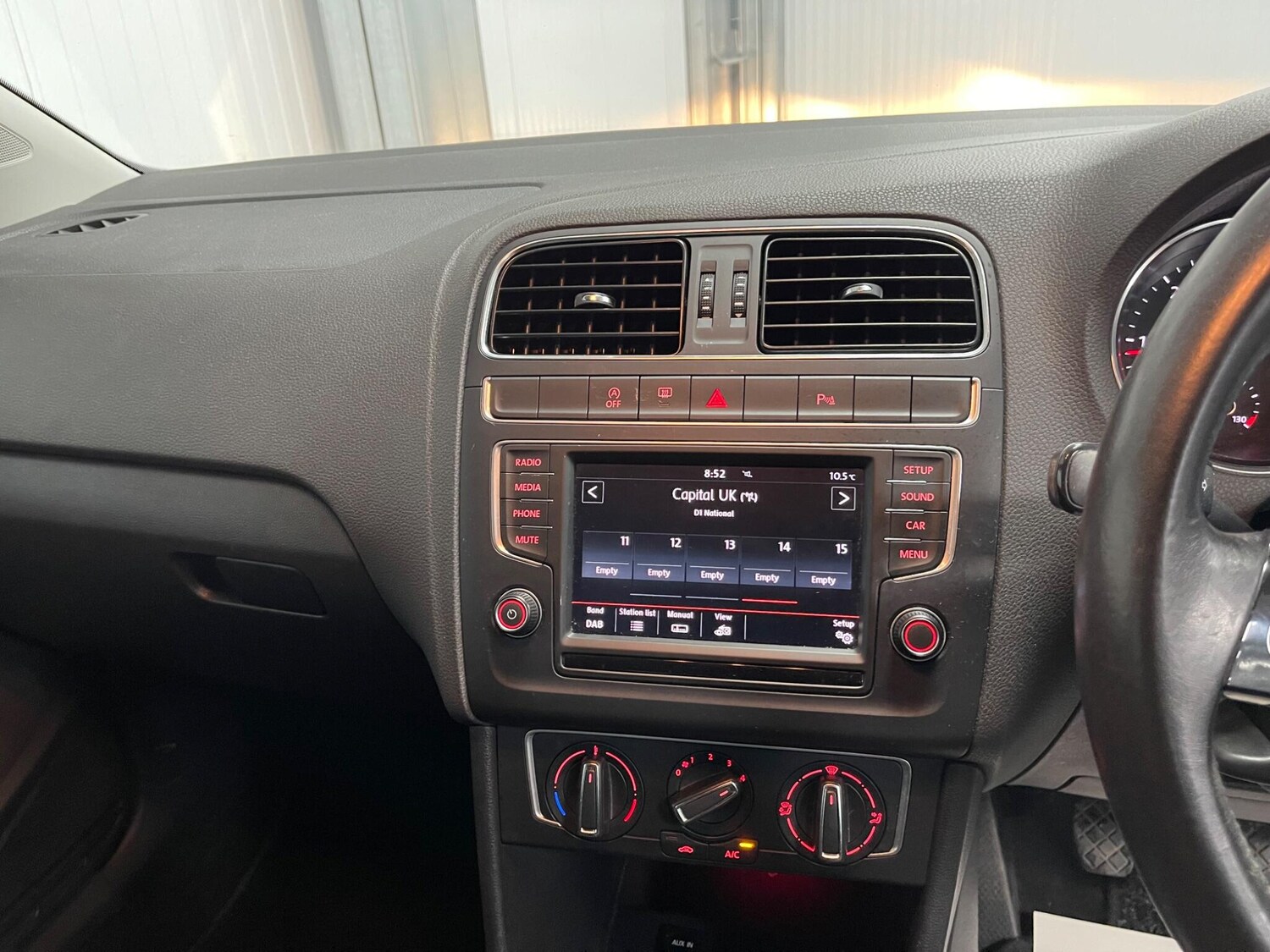 Used Volkswagen Polo 2016 for sale - 77574783: Photo 44