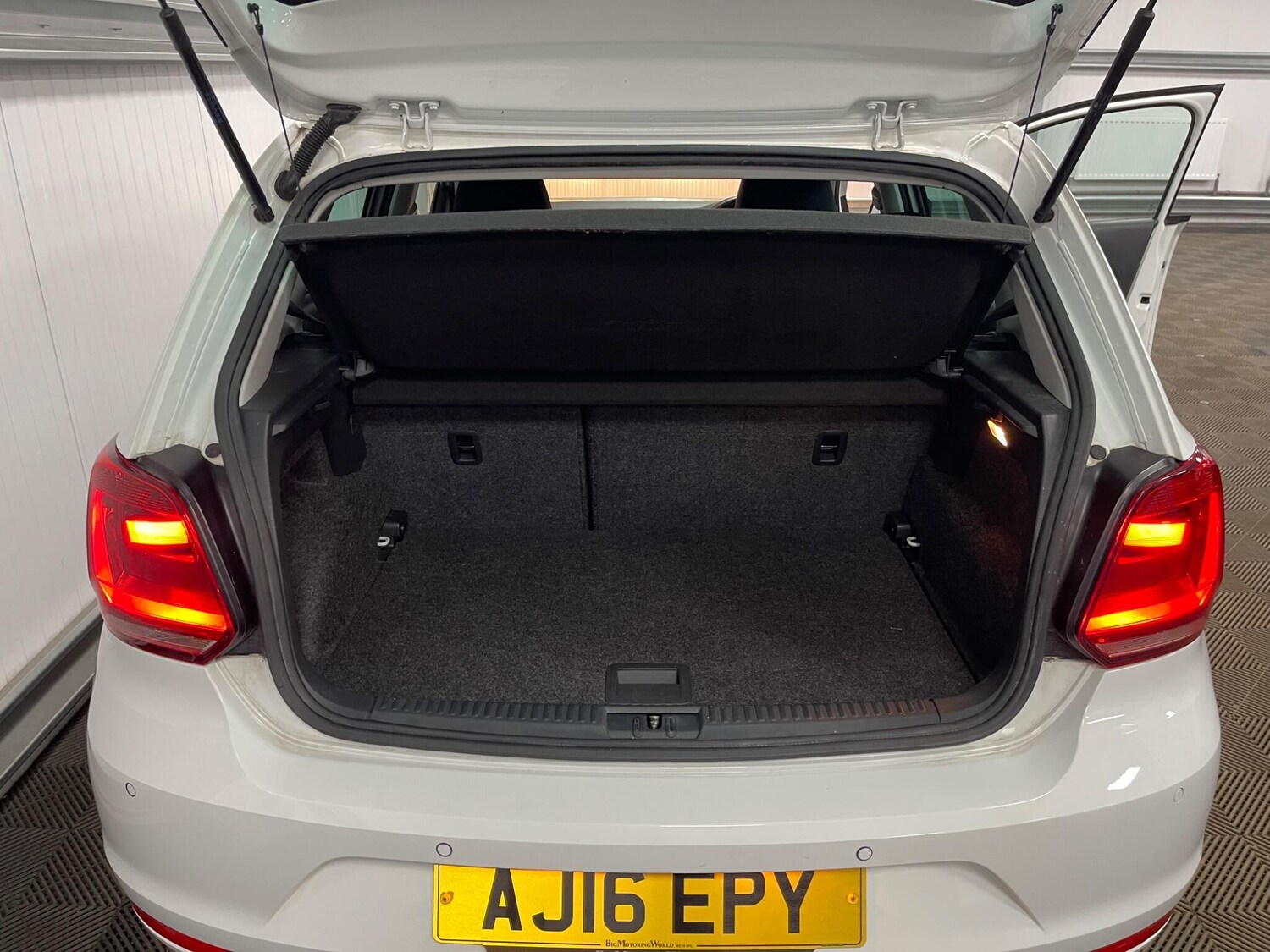 Used Volkswagen Polo 2016 for sale - 77574783: Photo 45