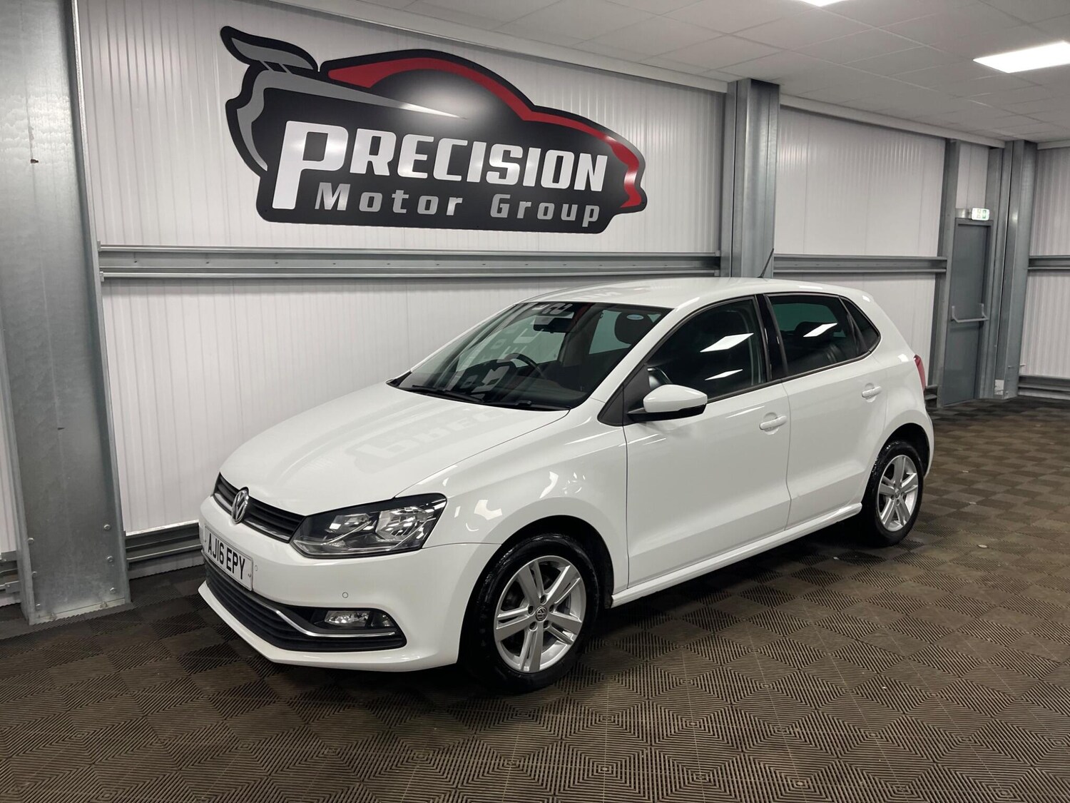 Used Volkswagen Polo 2016 for sale - 77574783: Photo 7