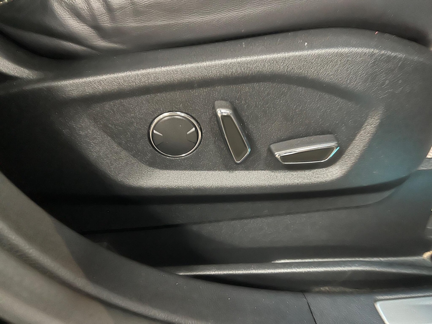 Used Ford Edge 2018 for sale - 77737557: Photo 42