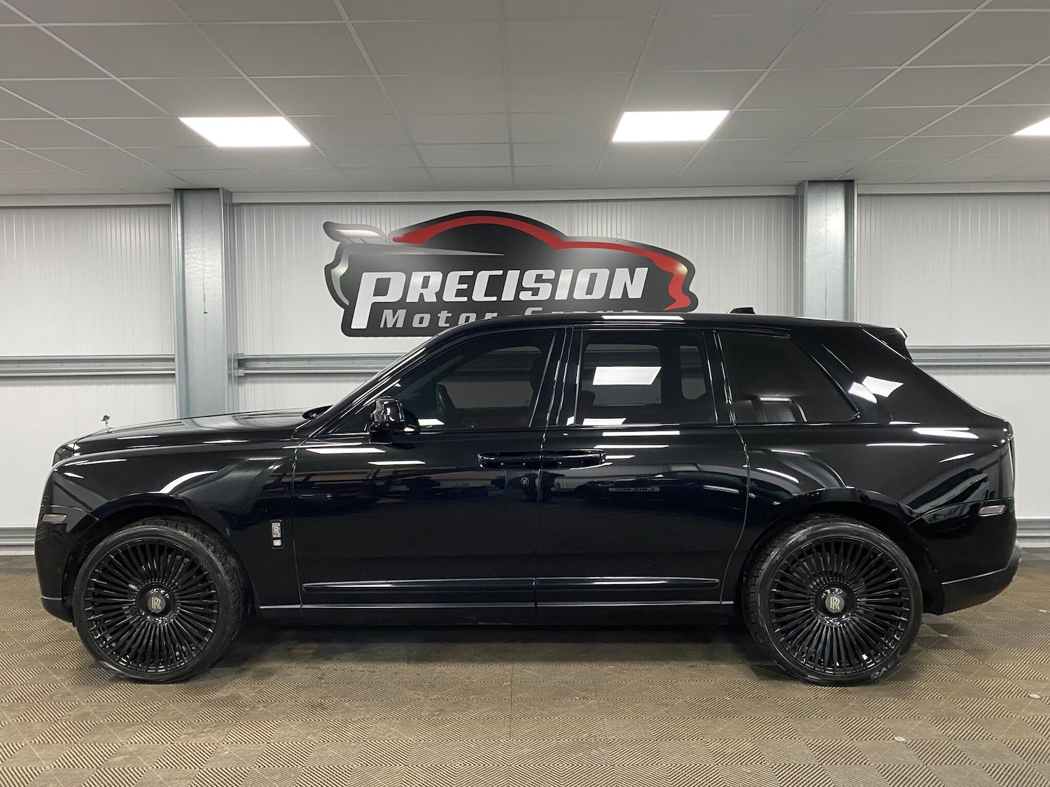 Used Rolls-Royce Cullinan 2022 for sale - 76926868: Photo 15