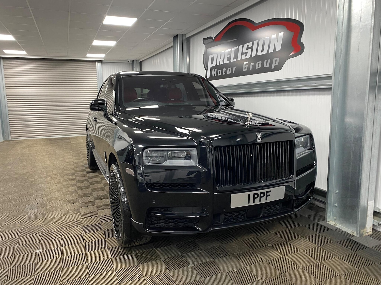 Used Rolls-Royce Cullinan 2022 for sale - 76926868: Photo 2