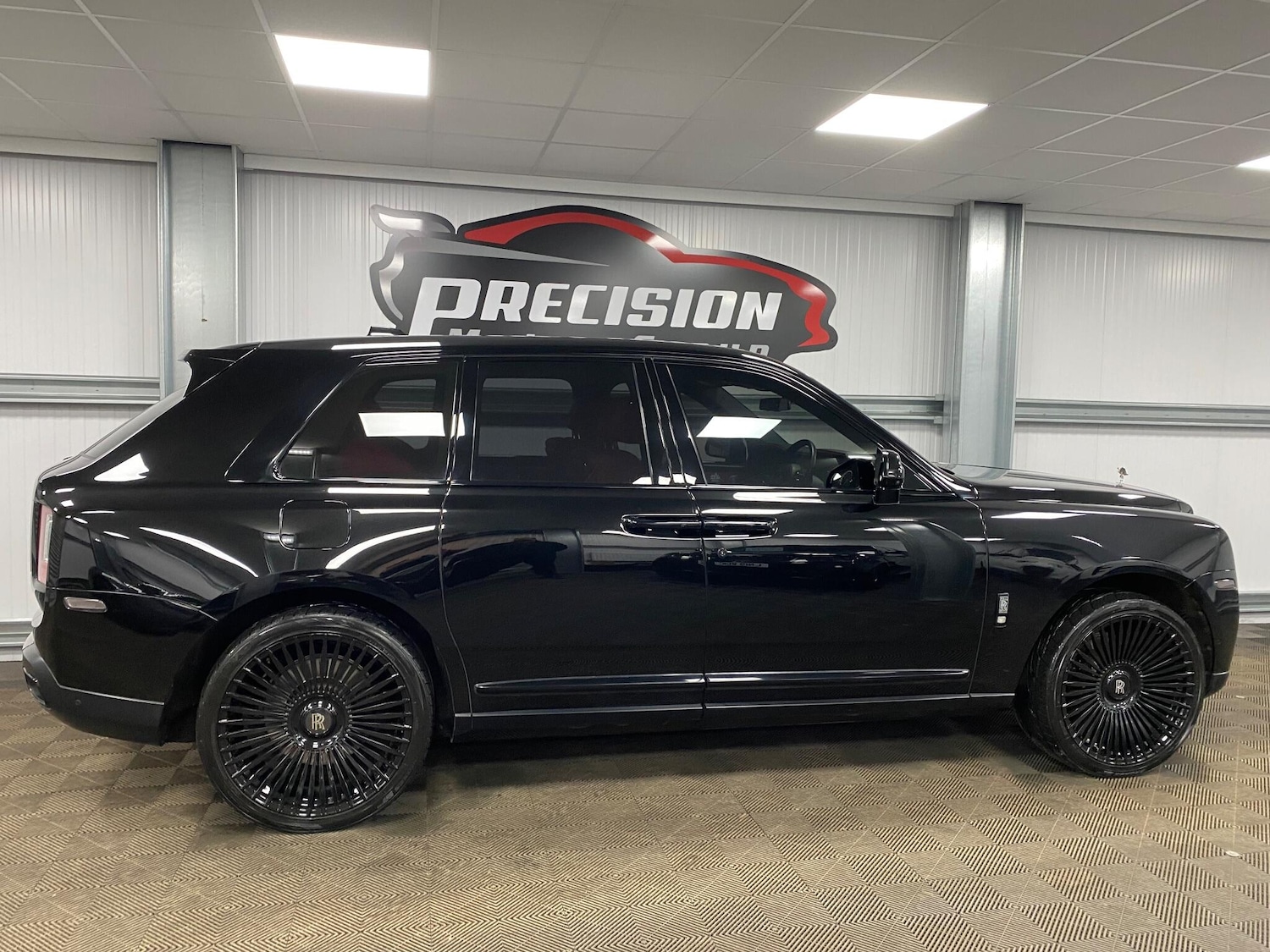 Used Rolls-Royce Cullinan 2022 for sale - 76926868: Photo 25