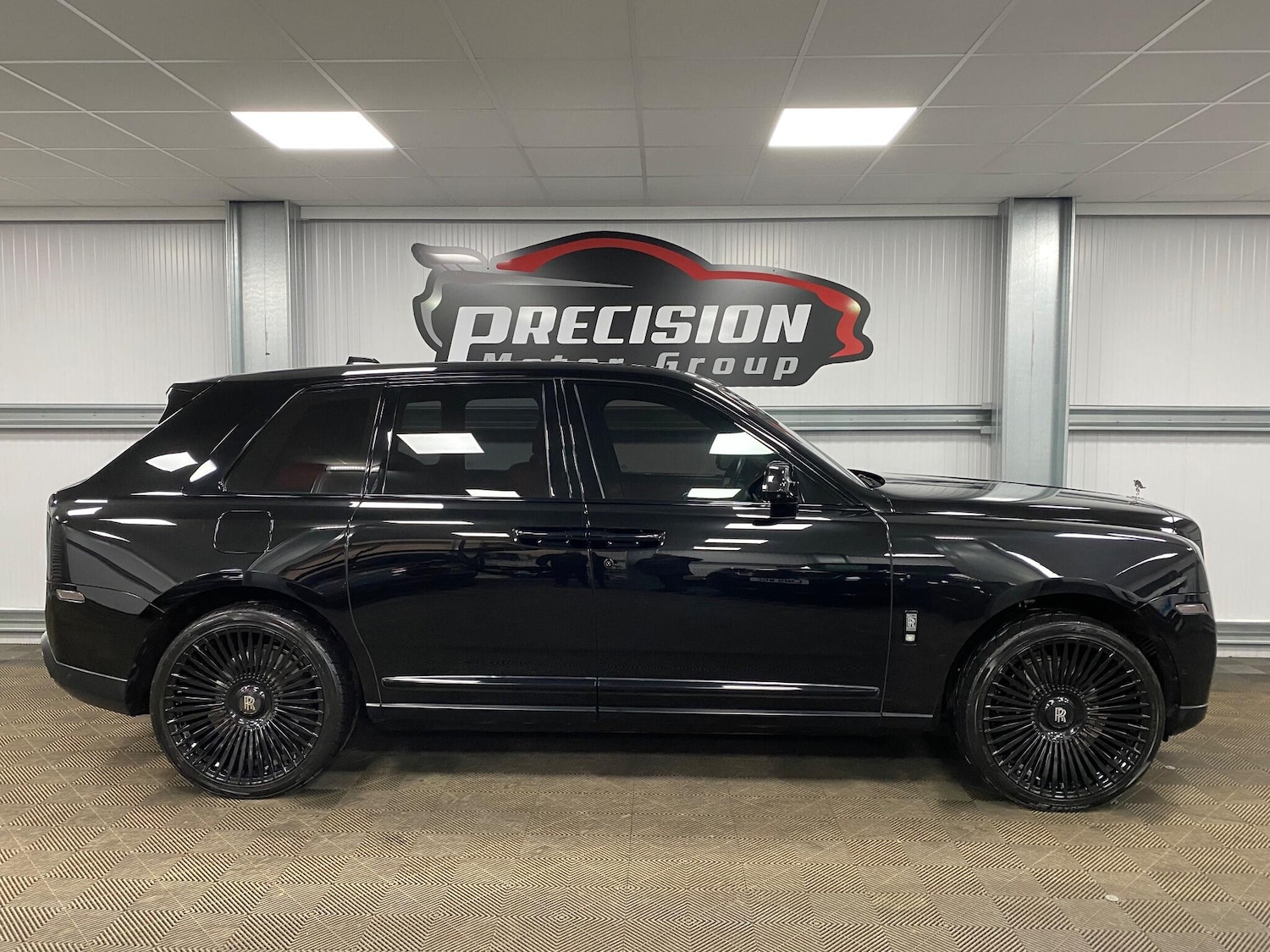 Used Rolls-Royce Cullinan 2022 for sale - 76926868: Photo 26
