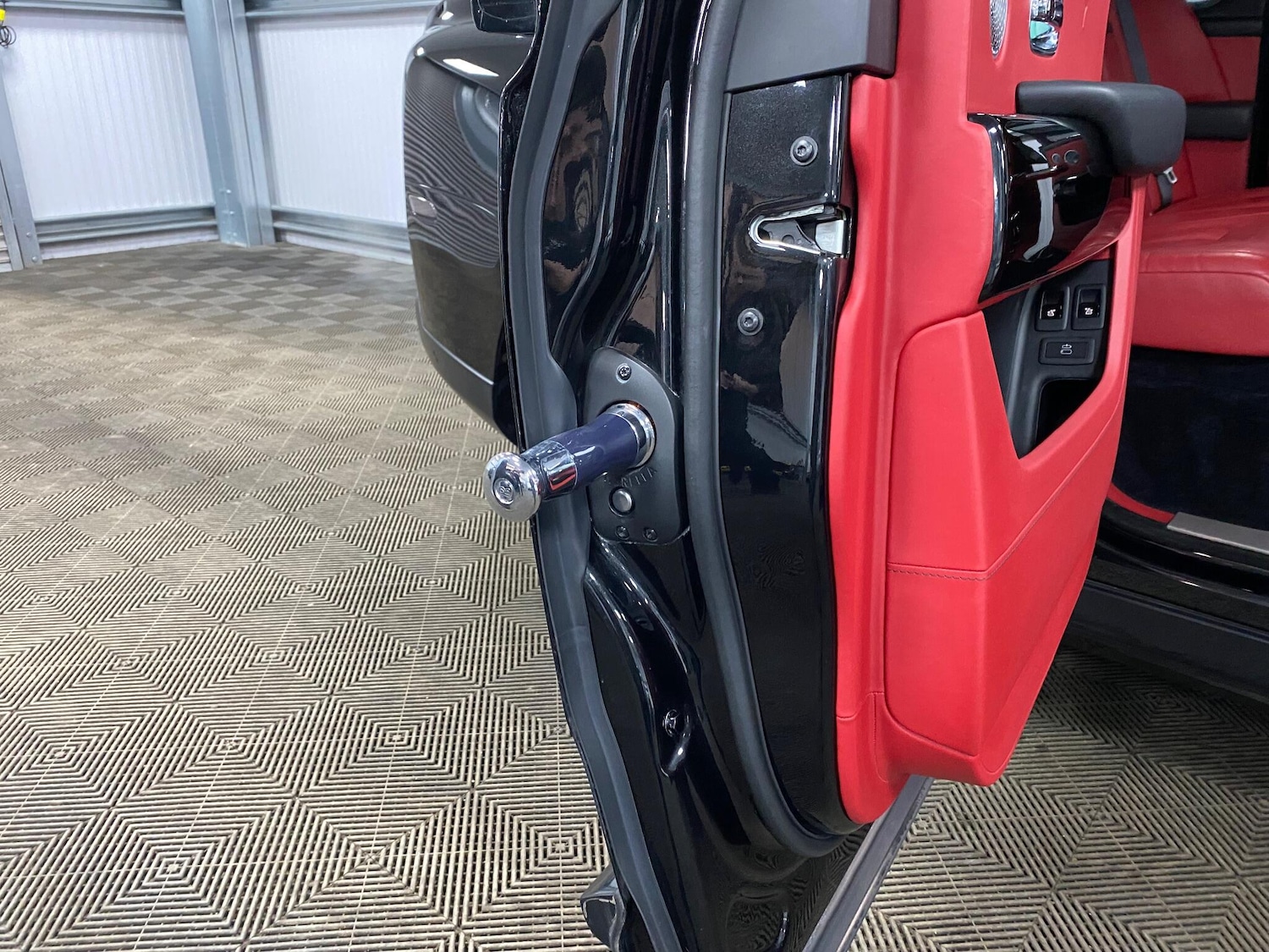 Used Rolls-Royce Cullinan 2022 for sale - 76926868: Photo 48