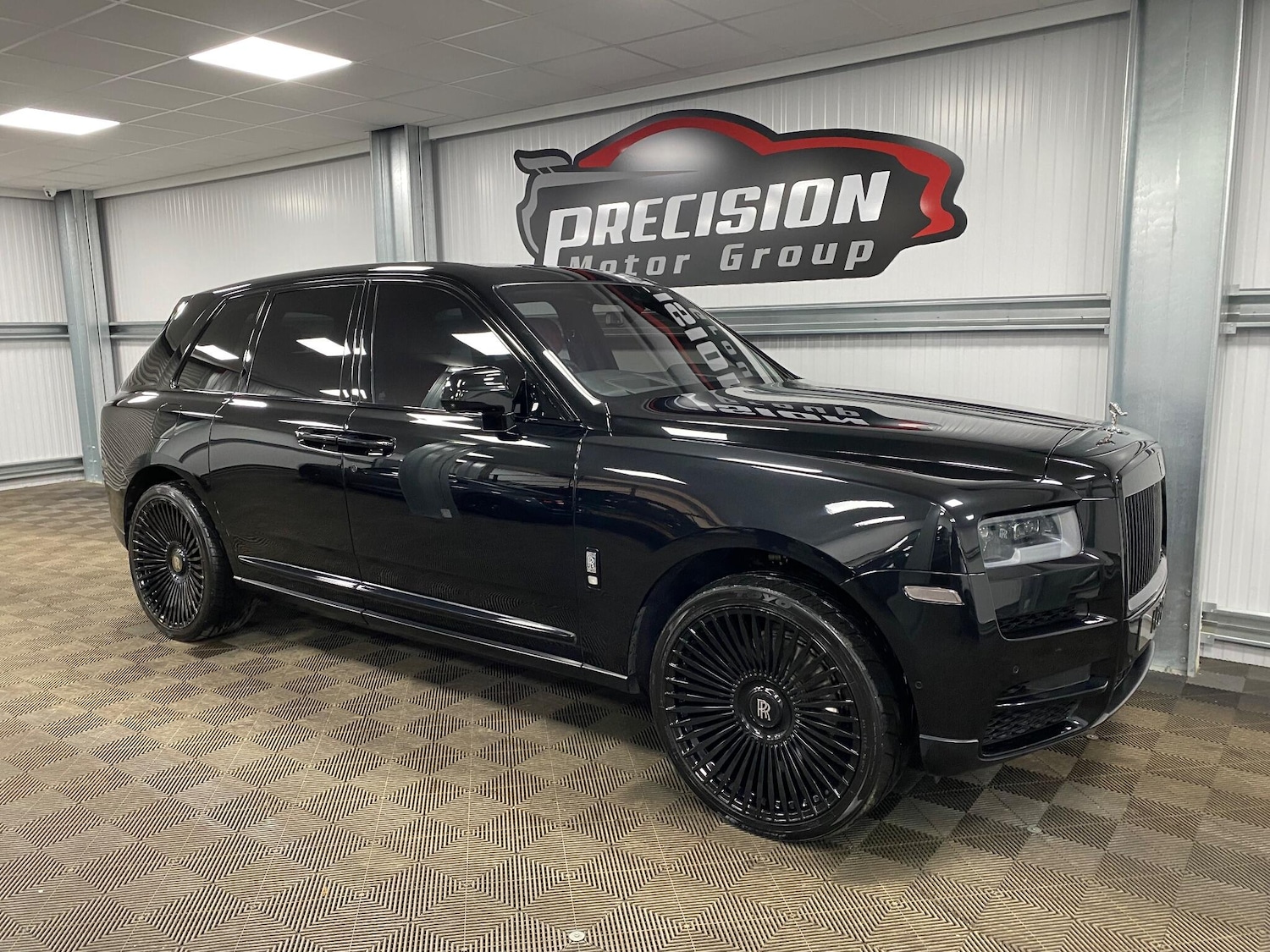 Used Rolls-Royce Cullinan 2022 for sale - 76926868: Photo 5