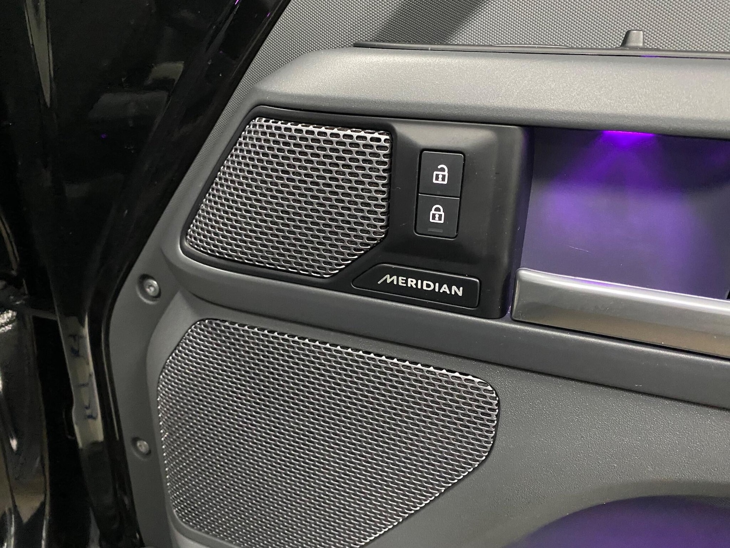 Used Land Rover Defender 2024 for sale - 77163027: Photo 42