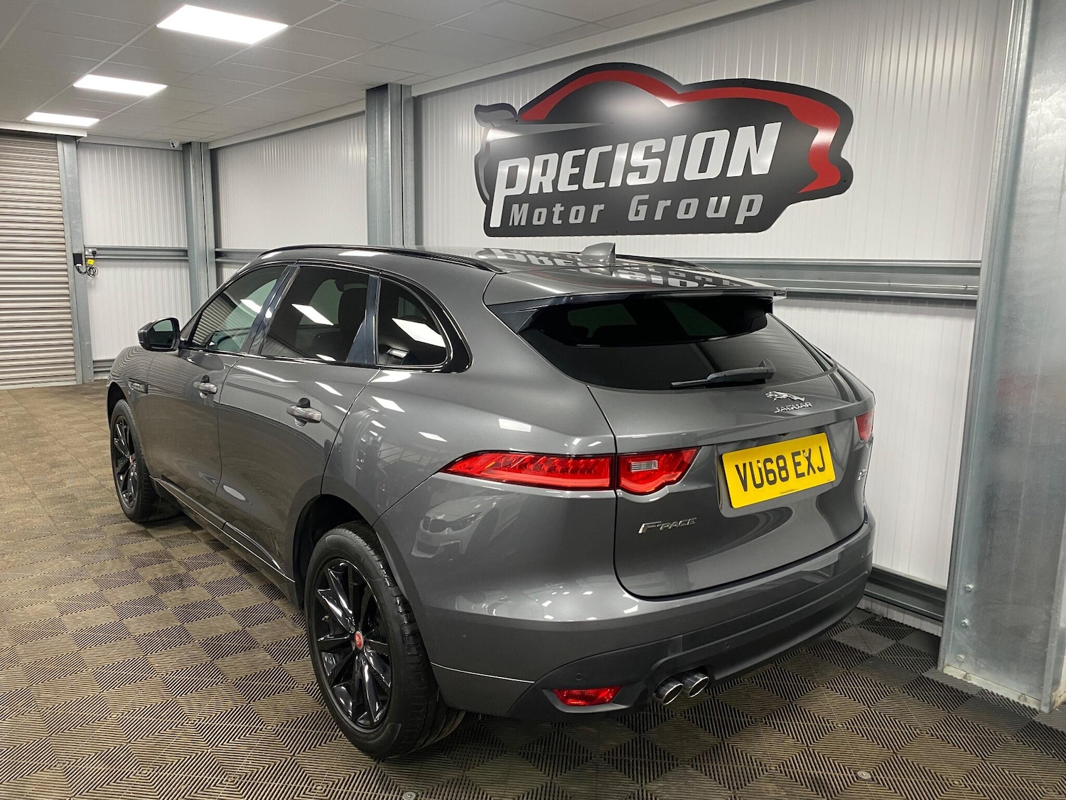 Used Jaguar F-Pace 2018 for sale - 76964403: Photo 12