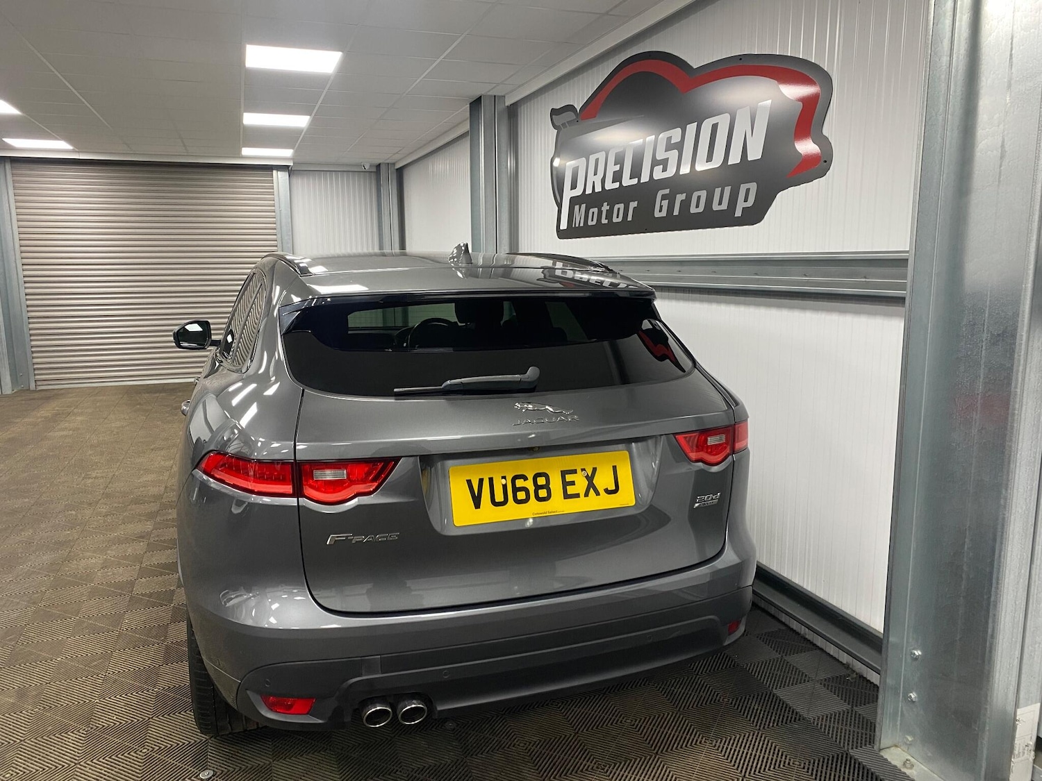 Used Jaguar F-Pace 2018 for sale - 76964403: Photo 18