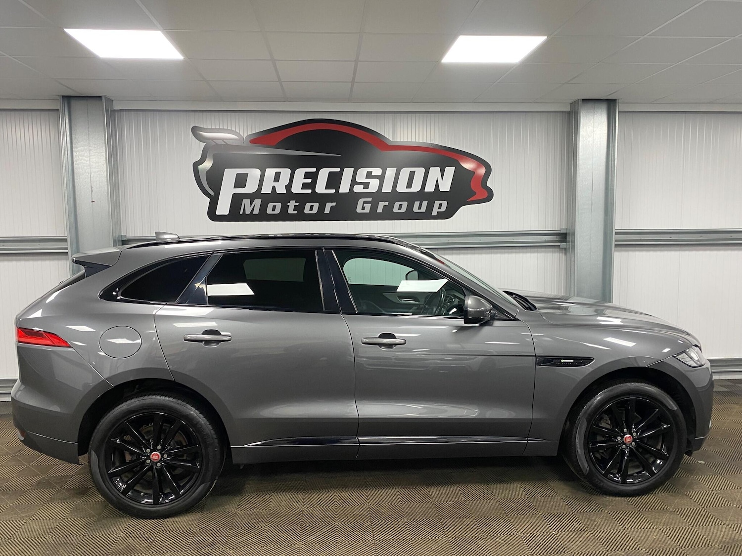 Used Jaguar F-Pace 2018 for sale - 76964403: Photo 21